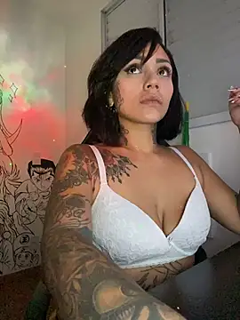 Show de kahpoliver na webcam