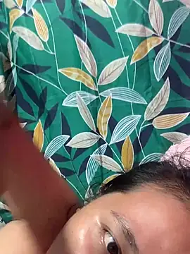 XXX chat uživo modela fattyyummy