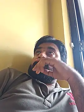 Webkamerová show Raju_fuckerr