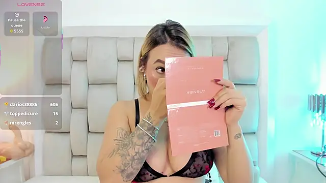 Czat XXX na żywo – frehia_dimou