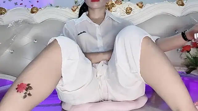 צ'אט XXX בשידור חי של __Joy69__