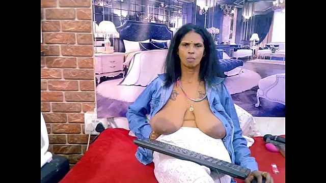 Chat +18 de IndianVanya4u2u ao vivo