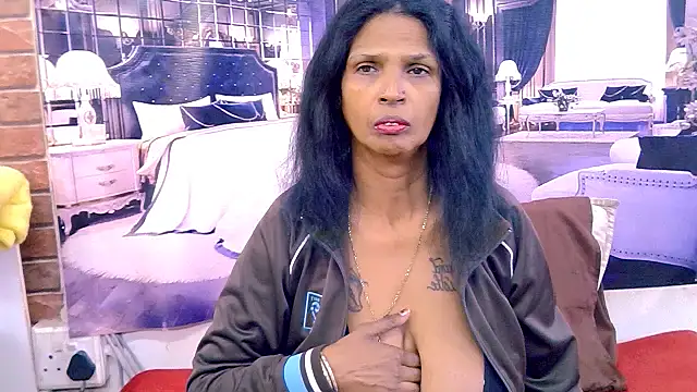 IndianVanya4u2u 现场XXX聊天