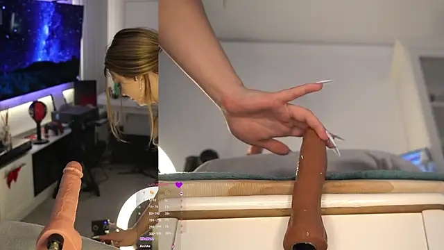 Aurora__XxX Шоу с уебкамера