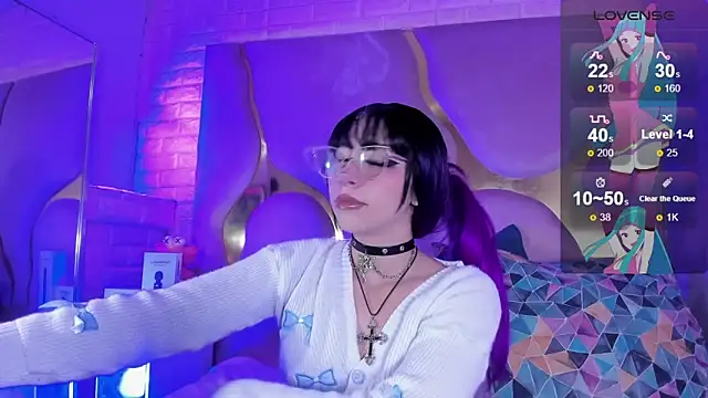 NaniiSisy Live chatroom