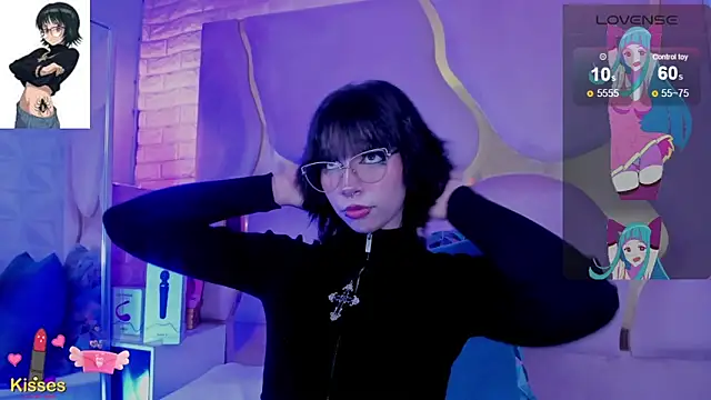NaniiSisy's Webcam Show