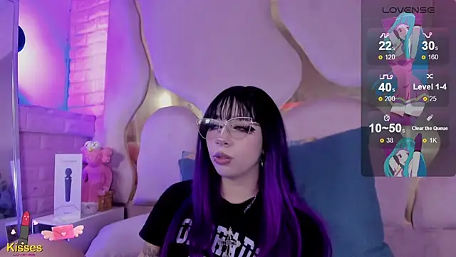 NaniiSisy 即時 XXX 聊天