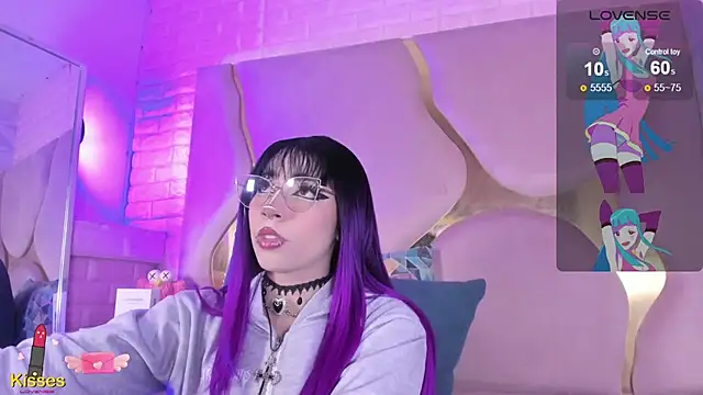 NaniiSisy's Webcam Show