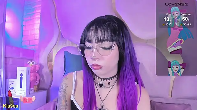 NaniiSisy's Webcam Show