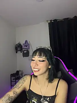 Niina_sssy Adlı Modelin Canlı XXX Sohbeti
