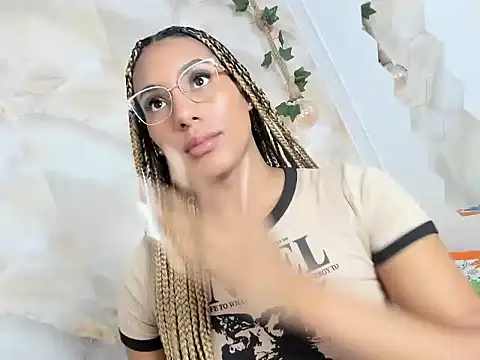 Show de sasha_smith18 na webcam