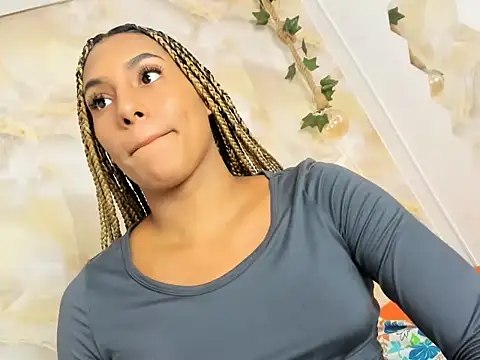 sasha_smith18 Webcam Show
