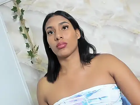 sasha_smith18's Webcam Show