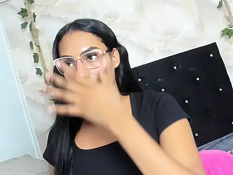 sasha_smith18 Adlı Modelin Web Kamerası Şovu