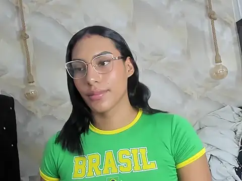 sasha_smith18 Шоу с уебкамера