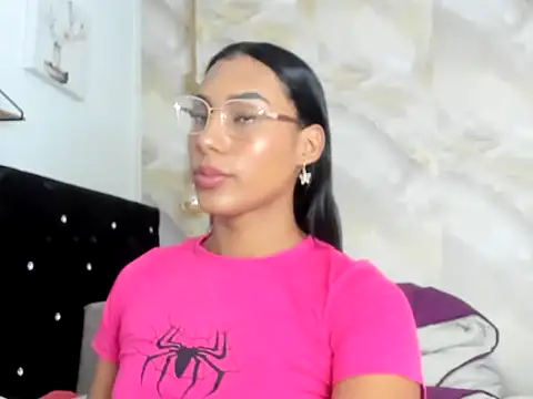 Show modela sasha_smith18 na web-kameri
