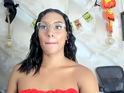 Show Webcam de sasha_smith18
