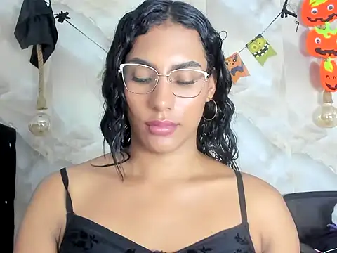 sasha_smith18 Webcam Show