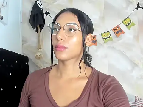 Show modela sasha_smith18 na web-kameri