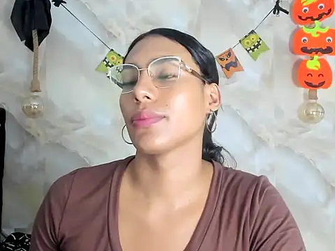 sasha_smith18n Webbikameraesitys