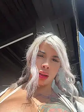 YouCandiSumisa Show in webcam