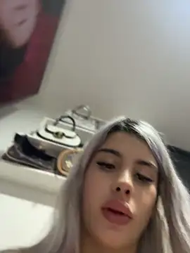 YouCandiSumisa Show in webcam