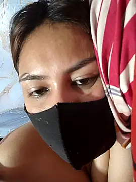 sanu_07 Chat XXX in diretta