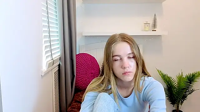 LoveXLexi Adlı Modelin Canlı XXX Sohbeti