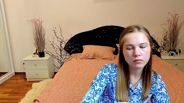 LoveXLexi: онлайн-секс-чат