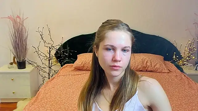 LoveXLexi Adlı Modelin Canlı XXX Sohbeti