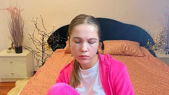 LoveXLexi 现场XXX聊天