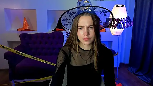 Онлайн чат XXX LoveXLexi