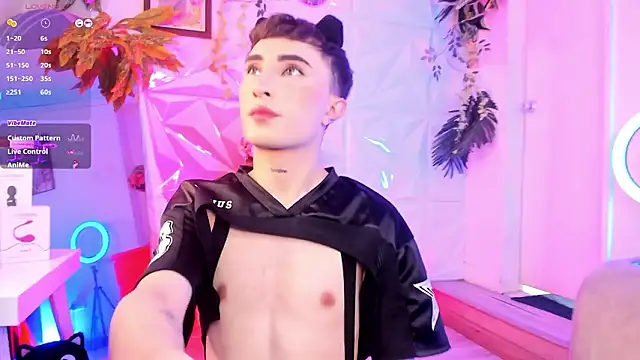 SebastianHiltonn Webbikameraesitys