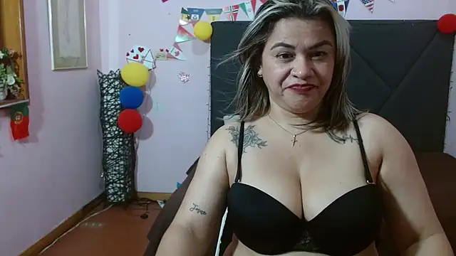 צ'אט XXX בשידור חי של pamela_echeverria