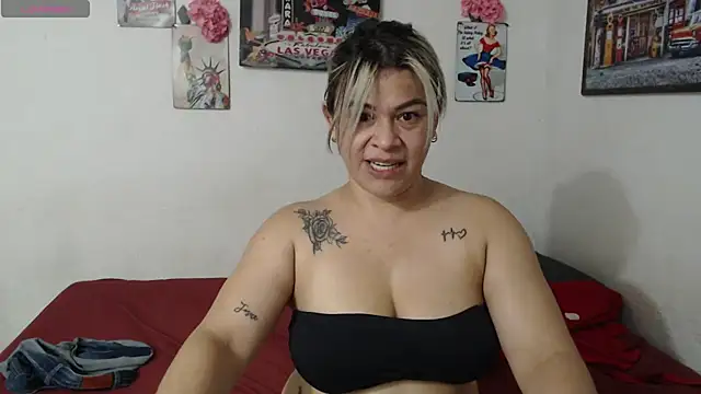 pamela_echeverria লাইভ XXX চ্যাট