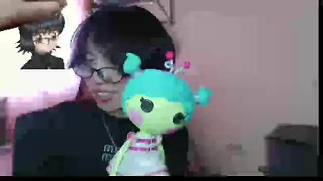 Terraelowen Chat XXX in diretta