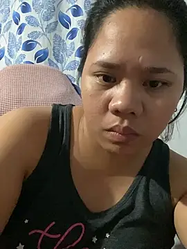 _UrSingleMamiBella_'s Live XXX Chat