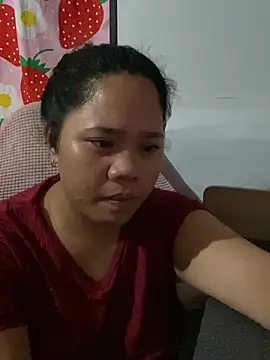 _UrSingleMamiBella_ Chat XXX in diretta