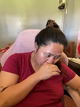 _UrSingleMamiBella_'s Live XXX Chat