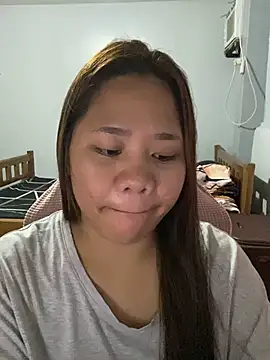 _UrSingleMamiBella_'s Live XXX Chat