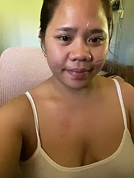 _UrSingleMamiBella_'s Live XXX Chat