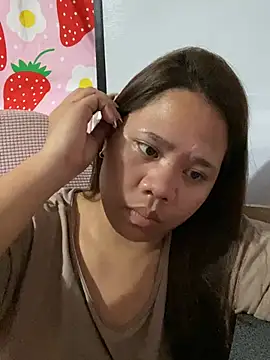 -CLARAMommy-'s Live XXX Chat