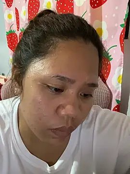 -CLARAMommy-'s Live XXX Chat
