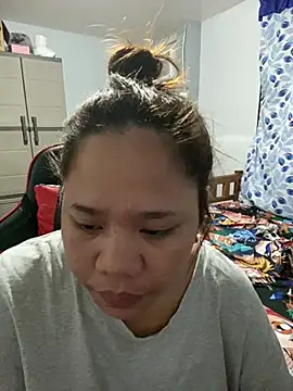 Chat +18 de -CLARAMommy- ao vivo