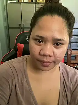 -CLARAMommy-'s Live XXX Chat