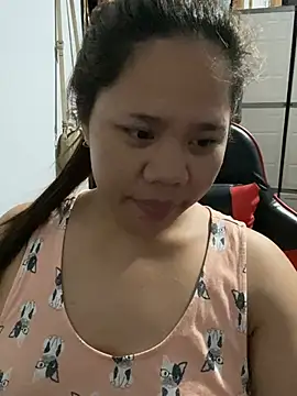 -CLARAMommy-'s Live XXX Chat