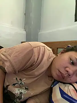 Chat XXX ao vivo de -CLARAMommy-