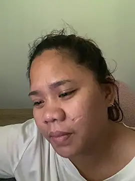 -CLARAMommy-'s Live XXX Chat