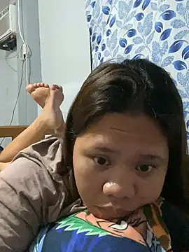 -CLARAMommy- 即時 XXX 聊天