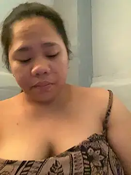 -CLARAMommy-'s Live XXX Chat